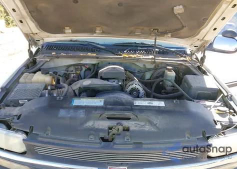 2000 Chevrolet Silverado 1500 Ls из США, поврежденный, VIN 2GCEC19VXY1333484